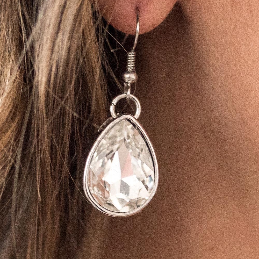 ❤️Show Stopping Shimmer Necklace Set - Picture 3 of 4